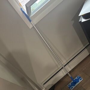 Swiffer Blue and Silver Floor Mop